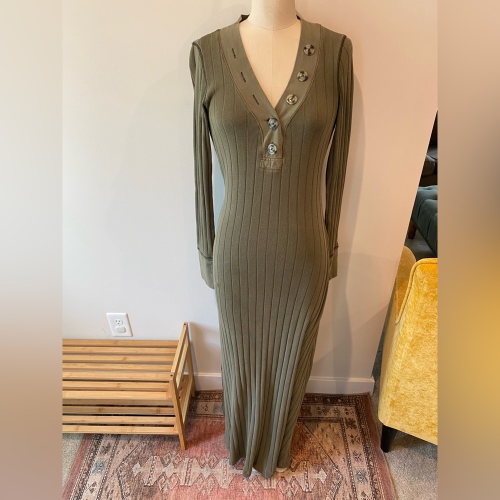 FP BEACH Green long sleeve dress
